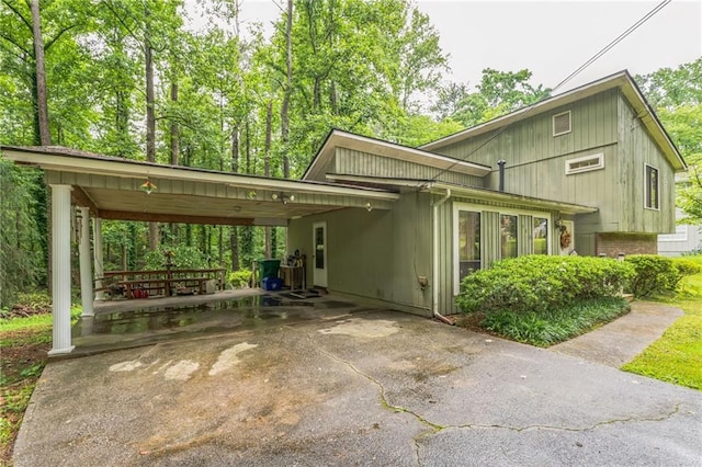 480 Pineburr Ln, Stone Mountain, GA 30087