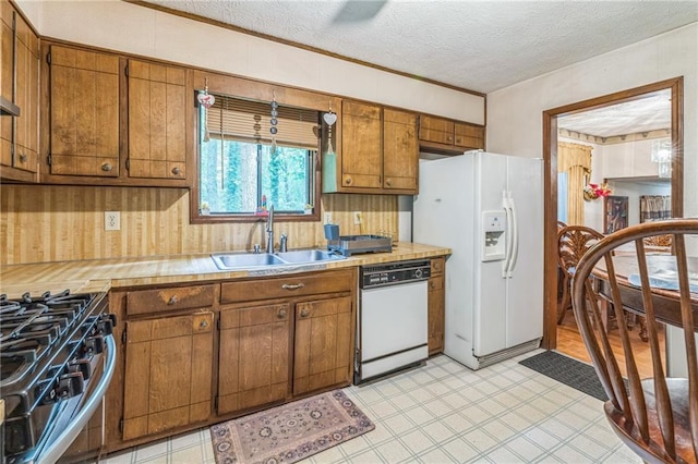 480 Pineburr Ln, Stone Mountain, GA 30087