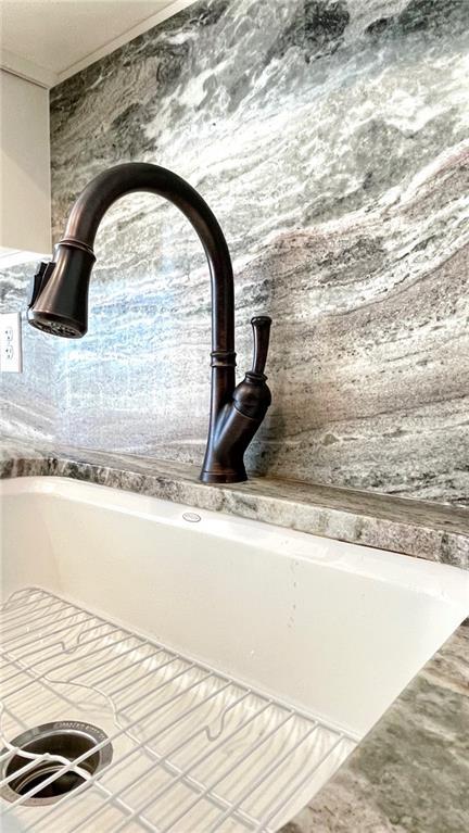 details featuring a sink