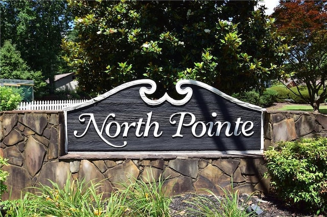5040 Puritan Dr, Sugar Hill, GA 30518 - view of community sign