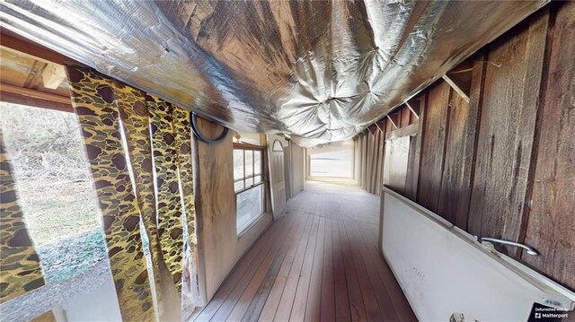 211 Vanns Valley Rd SW, Rome, GA 30161 - hall featuring wood finished floors