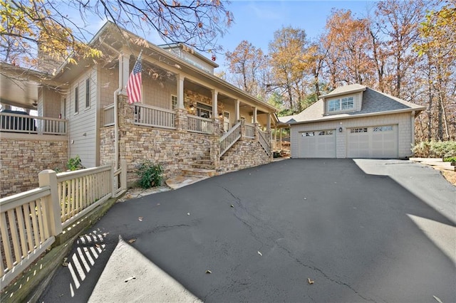 view of front of home with covered porch