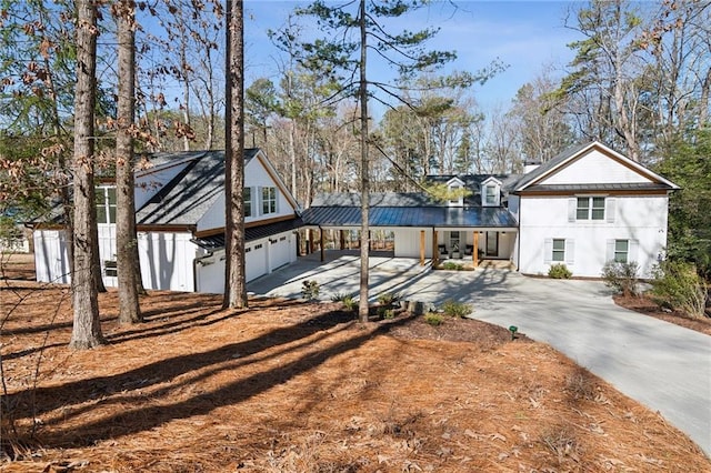 view of front of home with a garage