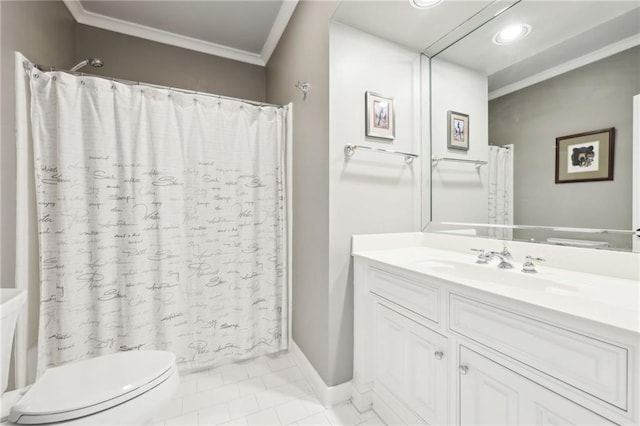 full bathroom featuring tile patterned floors, toilet, a shower with shower curtain, crown molding, and vanity