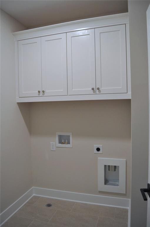 285 White St Unit 4, Marietta, GA 30060 - washroom featuring hookup for an electric dryer, cabinet space, hookup for a washing machine, and baseboards