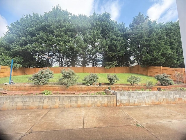 3484 Lynley Mill Ln, Dacula, GA 30019 - view of yard featuring a patio