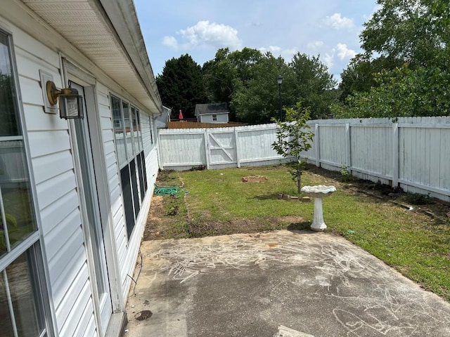 2256 Hansford Pass, Buford, GA 30519 - view of yard featuring a patio area
