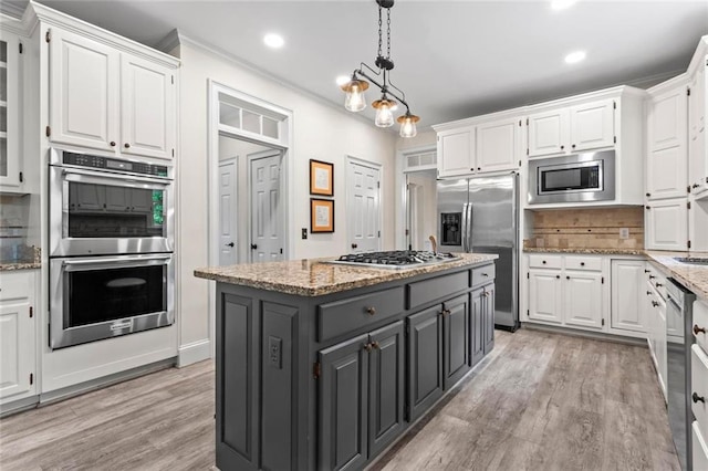 121 Clipper Bay Dr, Alpharetta, GA 30005 - kitchen with appliances with stainless steel finishes, white cabinets, gray cabinetry, light wood-style flooring, and recessed lighting