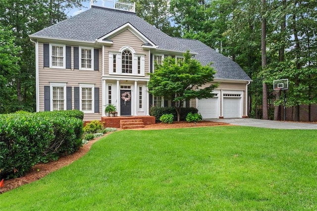 121 Clipper Bay Dr, Alpharetta, GA 30005 - view of front of home featuring roof with shingles, a front yard, driveway, and an attached garage