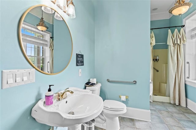 4337 Mountain View Rd, Oakwood, GA 30566 - bathroom featuring a stall shower and a chandelier