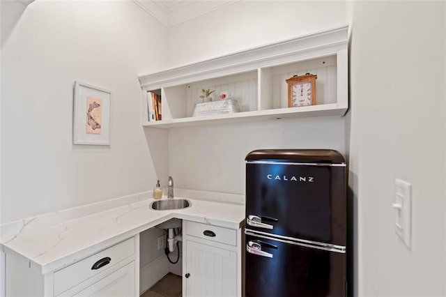 4337 Mountain View Rd, Oakwood, GA 30566 - office space featuring a sink and crown molding
