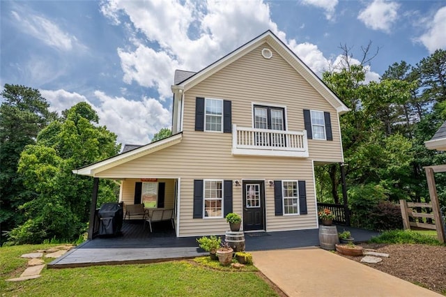 4337 Mountain View Rd, Oakwood, GA 30566 - view of front of property with a front yard and a deck