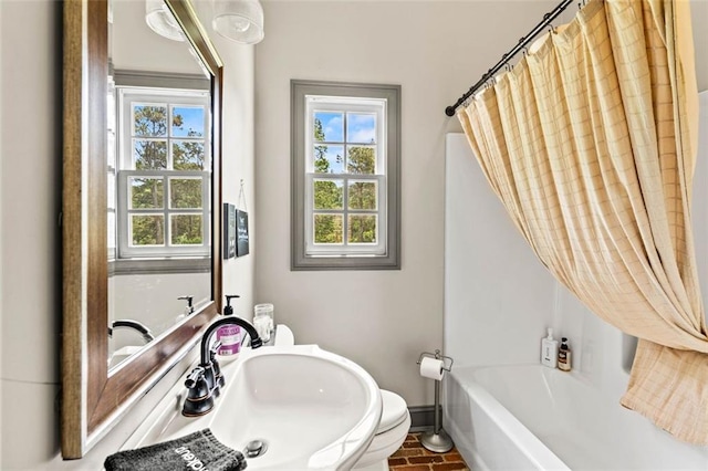 4337 Mountain View Rd, Oakwood, GA 30566 - full bath featuring shower / bath combo with shower curtain and vanity