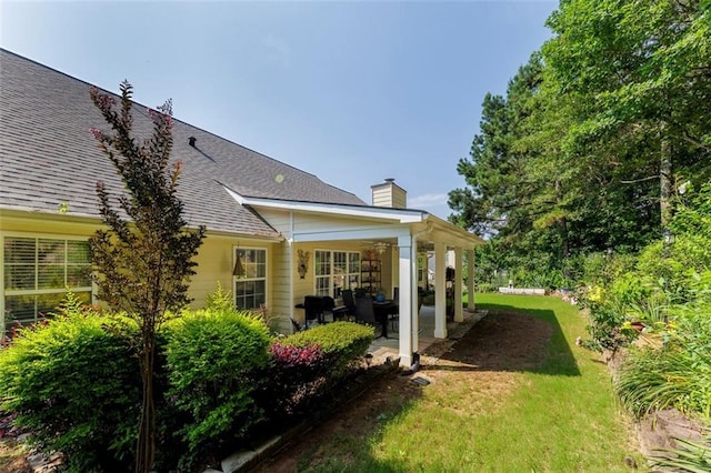 964 Natural Brook Trl, Lawrenceville, GA 30045 - view of grassy yard with a patio area
