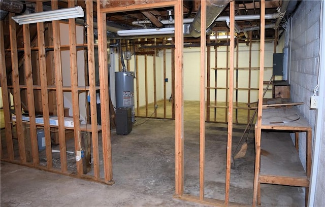1521 Larkwood Dr, Canton, GA 30114 - unfinished below grade area with gas water heater