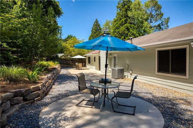 340 Monivea Ln, Roswell, GA 30075 - view of patio / terrace featuring central AC unit and outdoor dining space