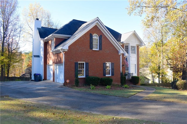 Listing photo 3 for 2159 Sandown Dr, Lawrenceville GA 30043