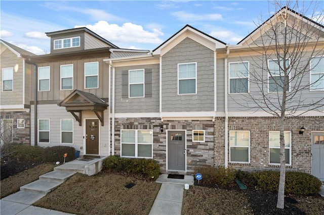 view of townhome / multi-family property