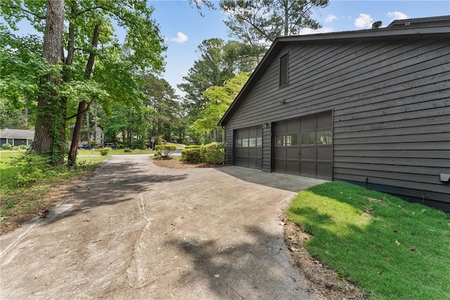 5759 Albans Way, Lithonia, GA 30058 - view of property exterior featuring a garage