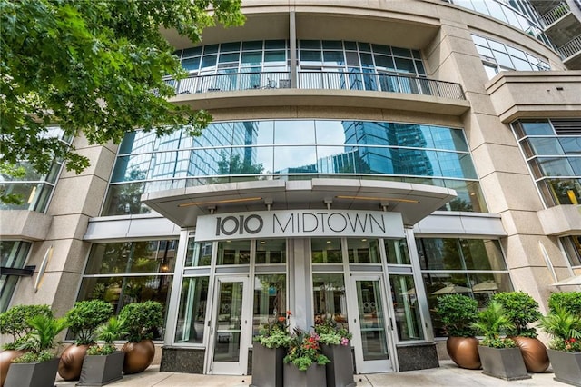 view of building exterior