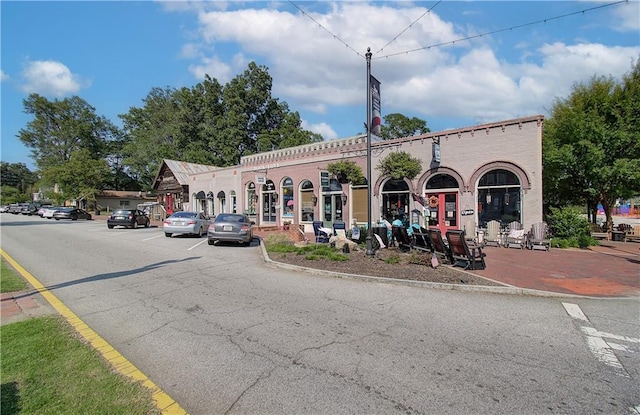18 Slick Ct, Senoia, GA 30276 - view of building exterior with uncovered parking