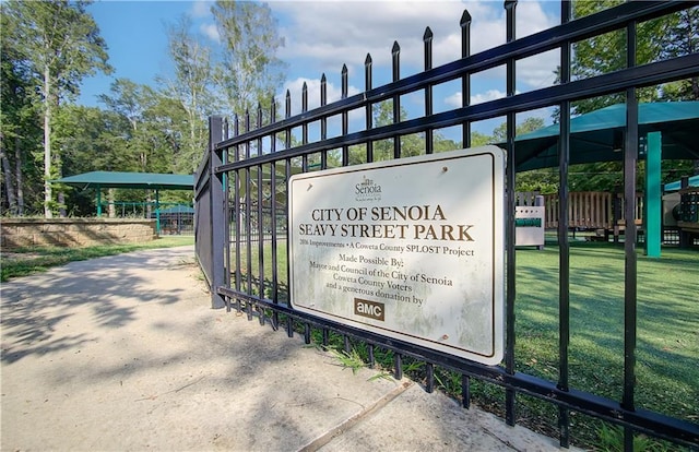 18 Slick Ct, Senoia, GA 30276 - exterior view