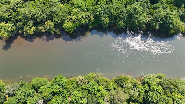 2010 Riverside Rd, Roswell, GA 30076 - aerial overview of property's location with a large body of water and a heavily wooded area