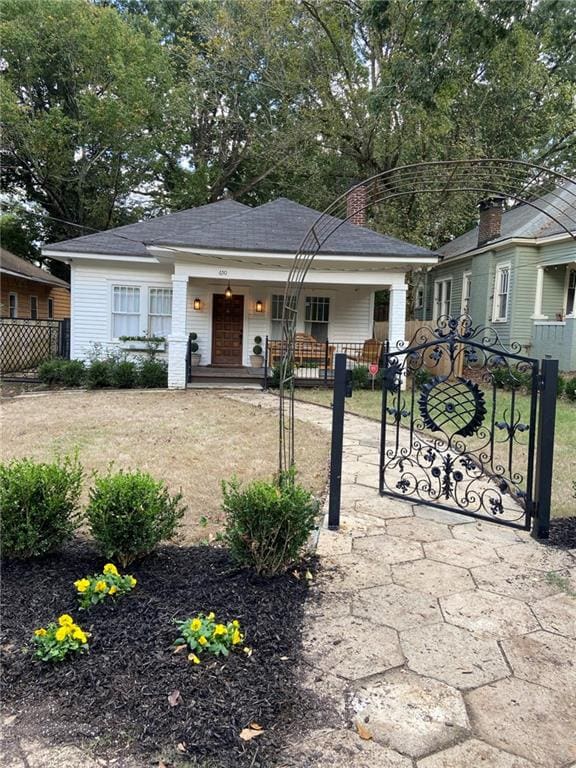 view of front of house with covered porch