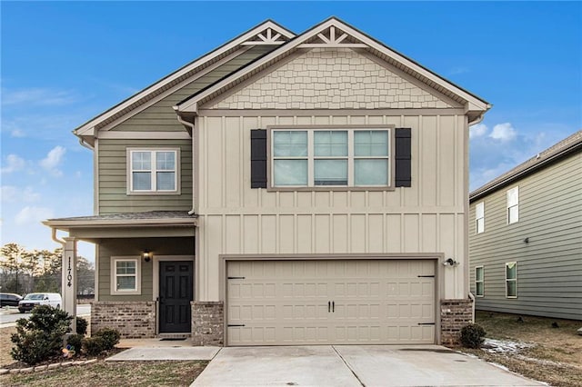 craftsman-style home featuring a garage