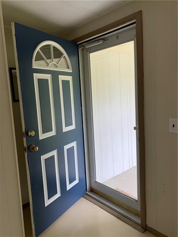 view of exterior entry
