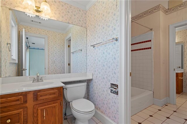 5414 Price Rd, Gainesville, GA 30506 - full bath featuring visible vents, toilet, crown molding, and wallpapered walls