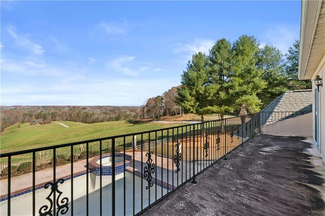 5414 Price Rd, Gainesville, GA 30506 - balcony with a pool with connected hot tub