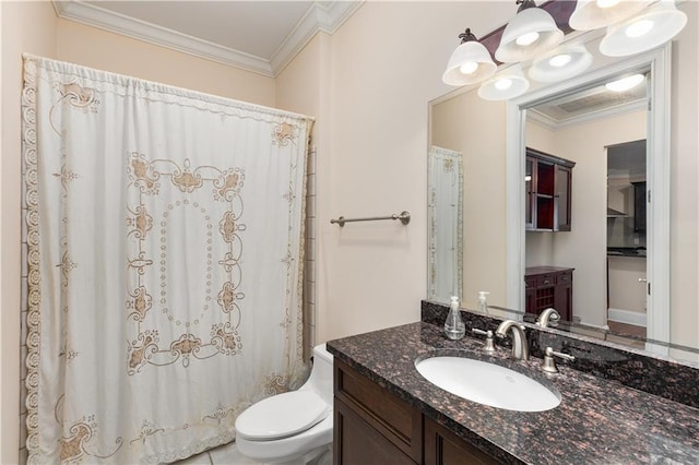 bathroom featuring a shower with curtain, crown molding, vanity, and toilet