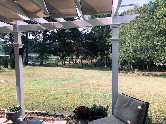 view of yard with a pergola