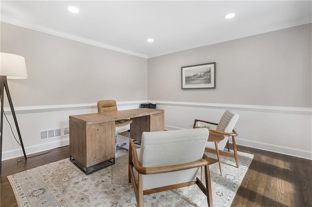 660 Willow Knoll Dr SE, Marietta, GA 30067 - office space with crown molding, recessed lighting, wood finished floors, and baseboards