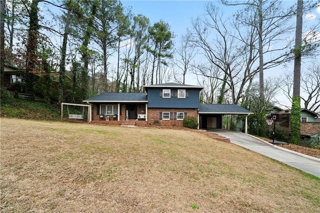 view of front of property featuring a carport and a front lawn