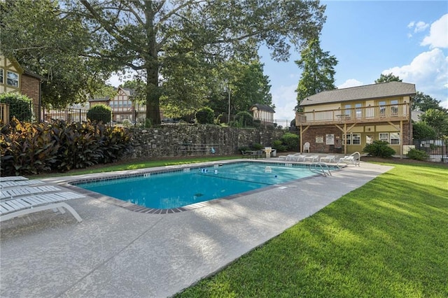 2825 NE Expy NE Unit F003, Atlanta, GA 30345 - view of pool with a patio area and a fenced backyard