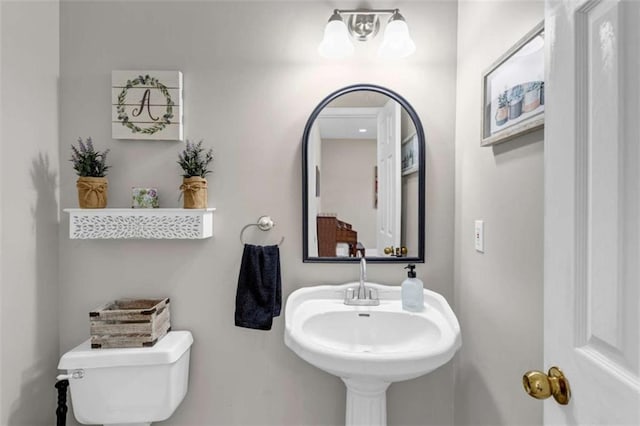 829 Verdun Way, Marietta, GA 30064 - bathroom featuring toilet
