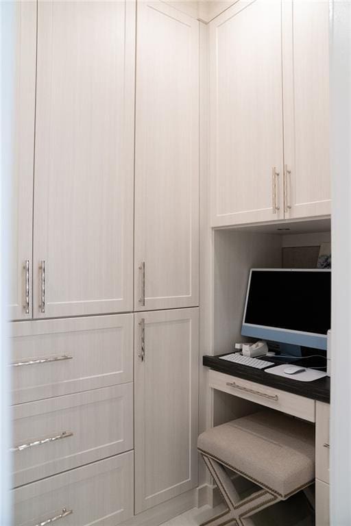 3107 Peachtree Rd NE Unit 1403, Atlanta, GA 30305 - view of closet