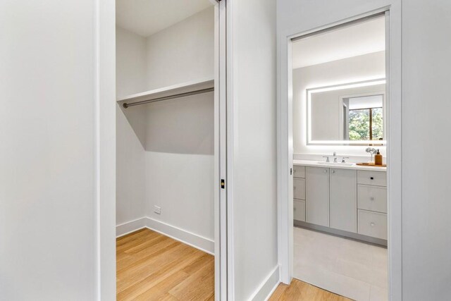 2575 Peachtree Rd NE Unit 6G, Atlanta, GA 30305 - closet with a sink
