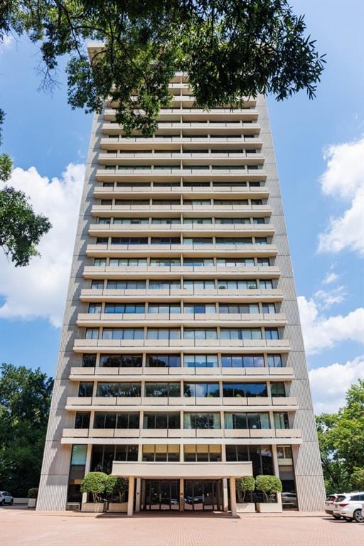 2575 Peachtree Rd NE Unit 6G, Atlanta, GA 30305 - view of building exterior