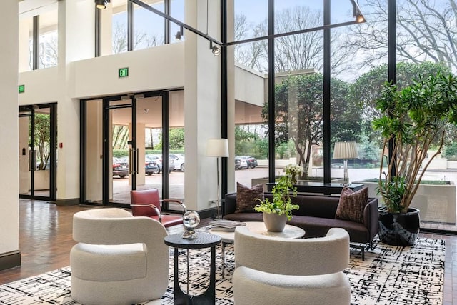 2575 Peachtree Rd NE Unit 6G, Atlanta, GA 30305 - common area featuring a towering ceiling