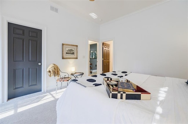 bedroom featuring carpet floors