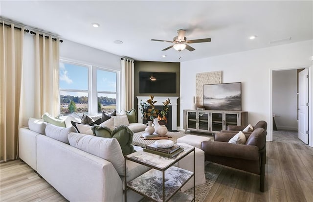 126 Jane Blvd NW, Cartersville, GA 30120 - living room featuring ceiling fan, light wood finished floors, recessed lighting, and baseboards