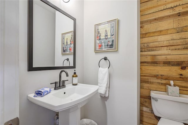 1244 Harris Commons Pl, Roswell, GA 30076 - half bath with toilet and wood walls
