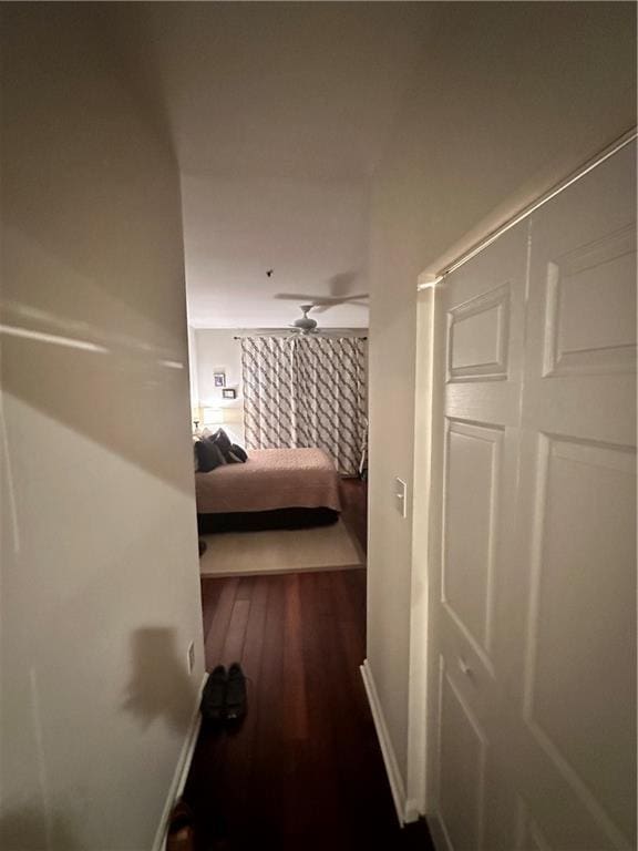 200 Renaissance Pkwy NE Unit 305, Atlanta, GA 30308 - hall featuring dark wood-type flooring
