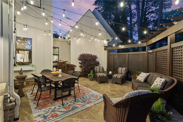 284 Hook St, Alpharetta, GA 30009 - building lobby with a high ceiling