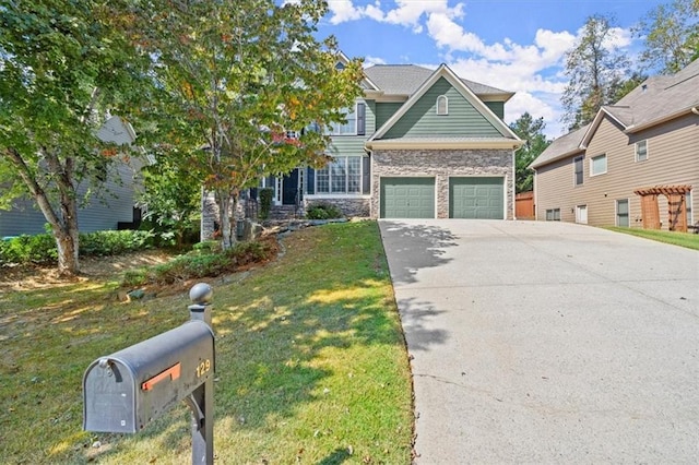 craftsman-style home featuring a front yard