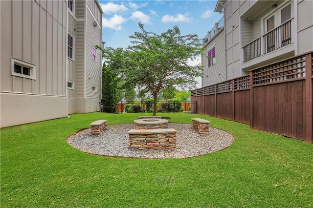 4550 Lois St SE, Smyrna, GA 30080 - view of yard featuring a fire pit