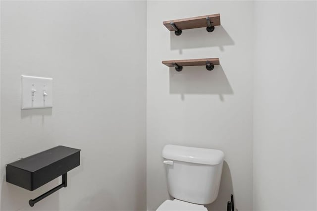 165 Twin Lakes Dr, Covington, GA 30016 - bathroom with toilet